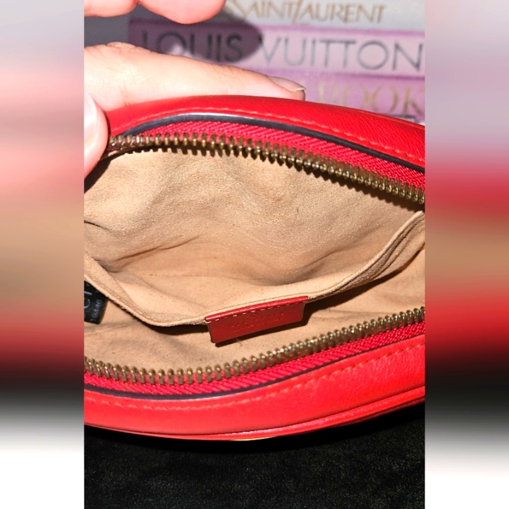 Gucci GG Red Calfsking Belt Bag with Gold Logo - Picture 8 of 16